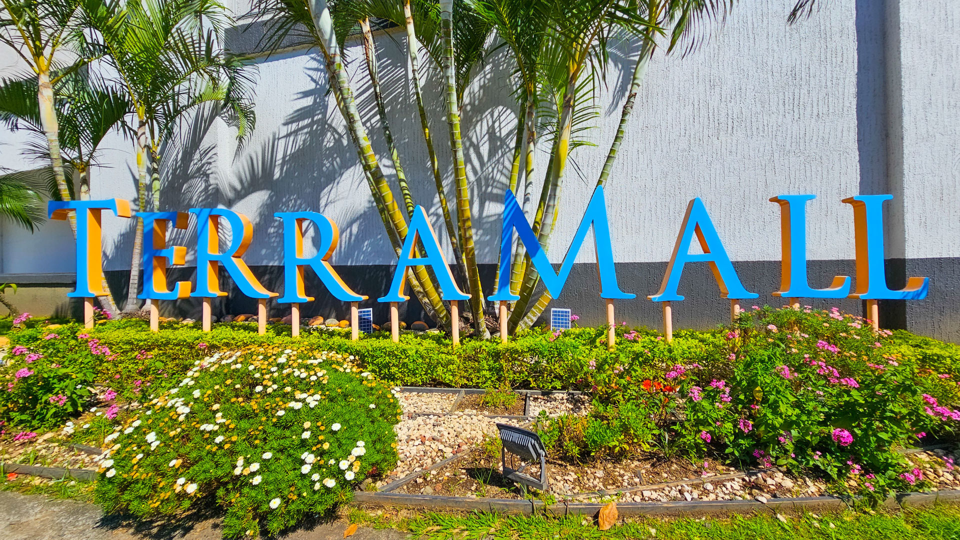 rotulo de centro comercial Terramall